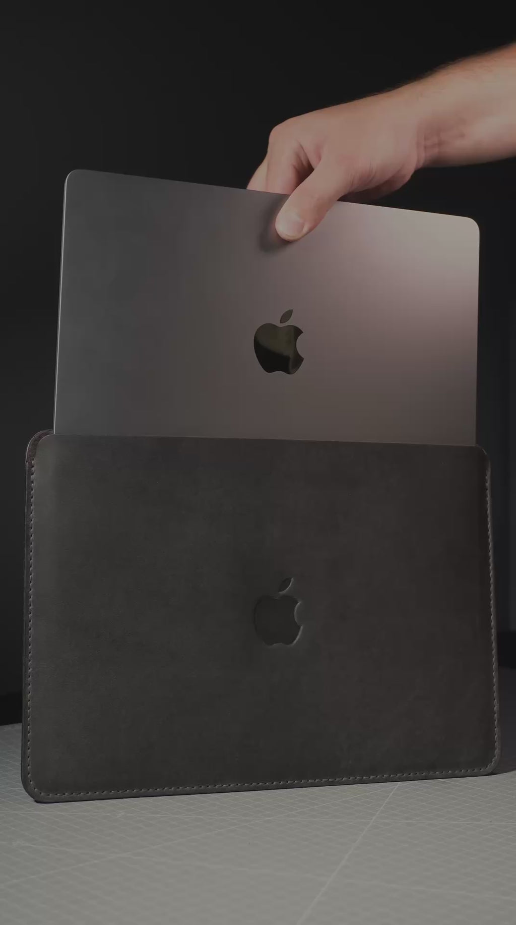 Folio Macbook Sleeve - 018BG